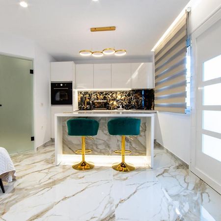 Δvo Luxury Apartment Agios Nikolaos Esterno foto